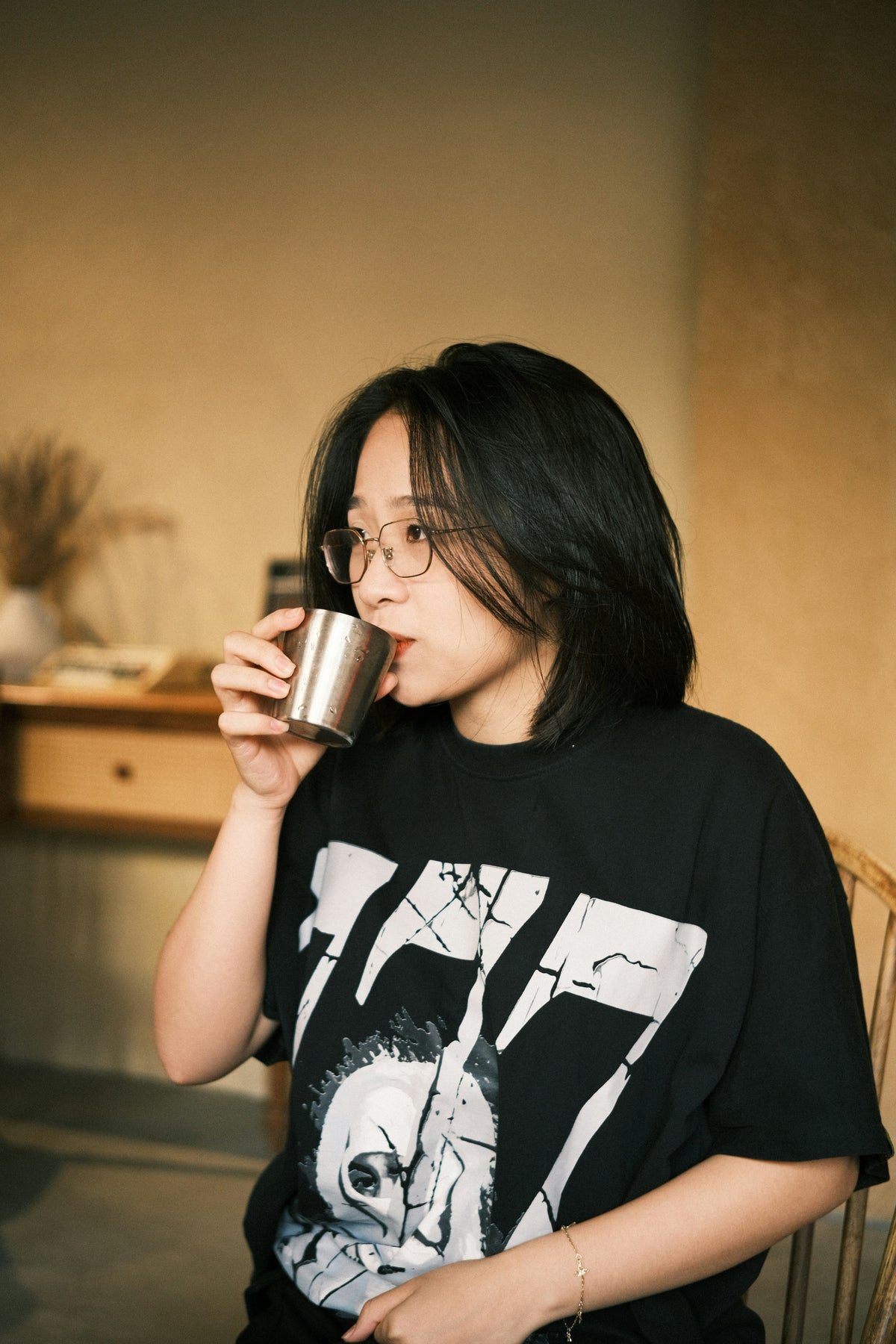 women's crew neck t-shirt